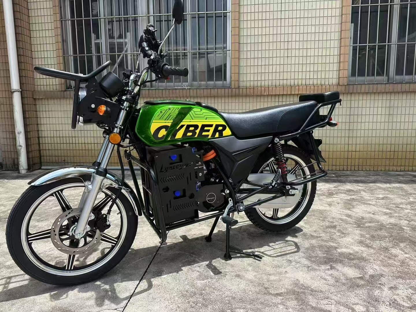 电摩001